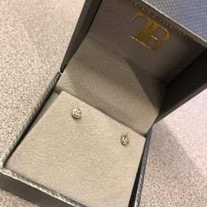 Bony levy stud earrings